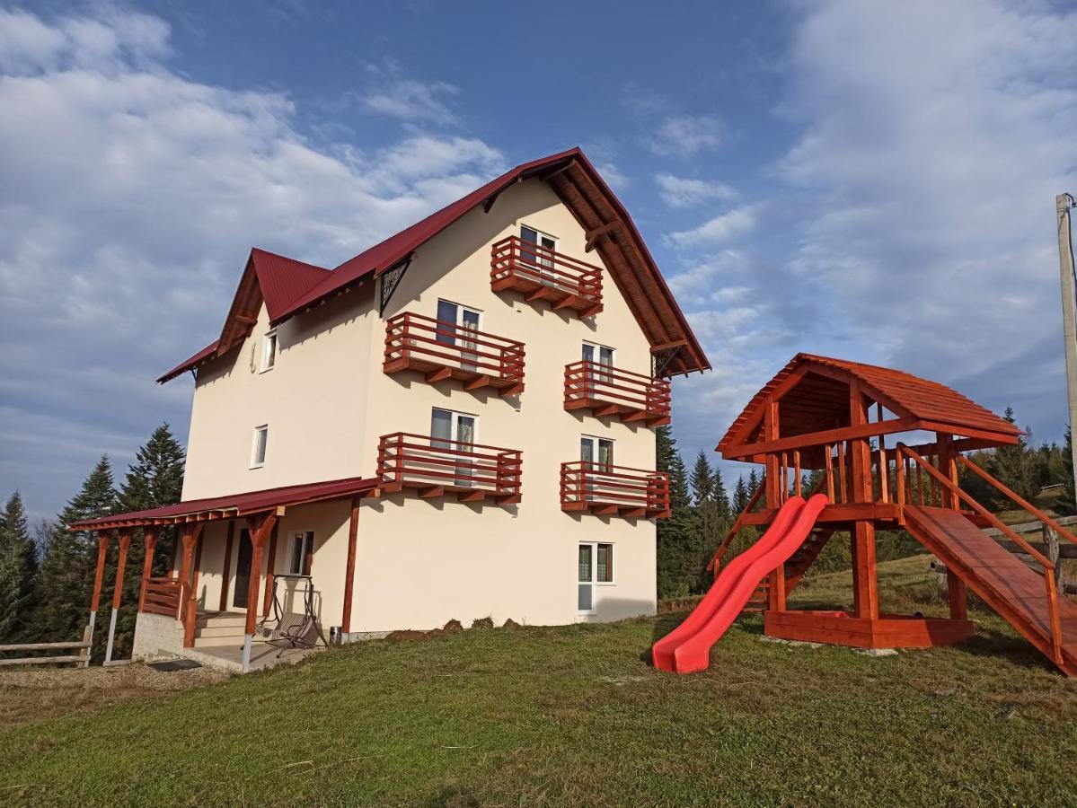 Hotel У Павла Jablunycja Exteriér fotografie
